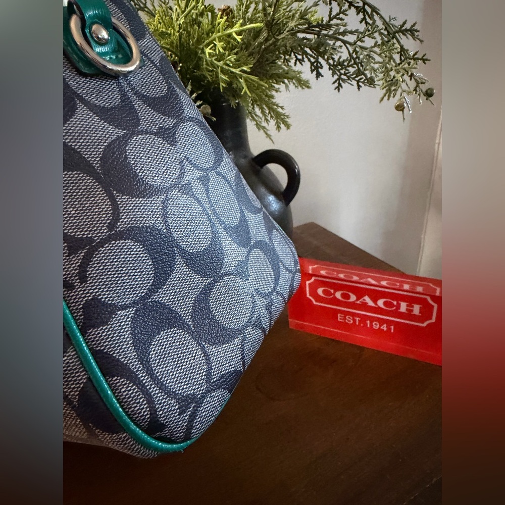 Coach Signature Stripe Jade Satchel/Crossbody - Picture 6 of 16